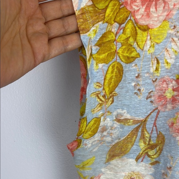 Joie 100% Linen Pink White and Blue Cap Sleeve Floral T-Shirt Size Large - Picture 4 of 8